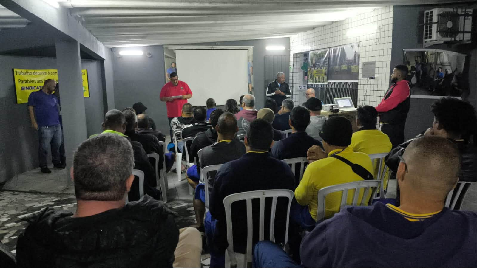 Participação da categoria na Assembleia Geral do Sintect Santos