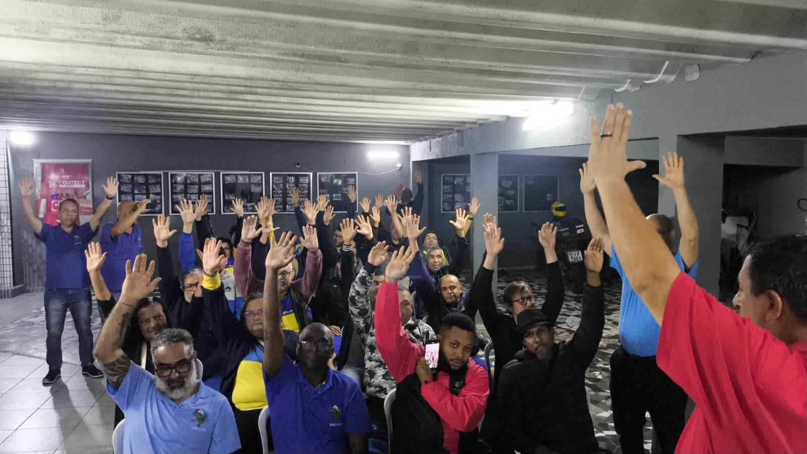Registro da votação na Assembleia Geral que aprovou o indicativo de greve