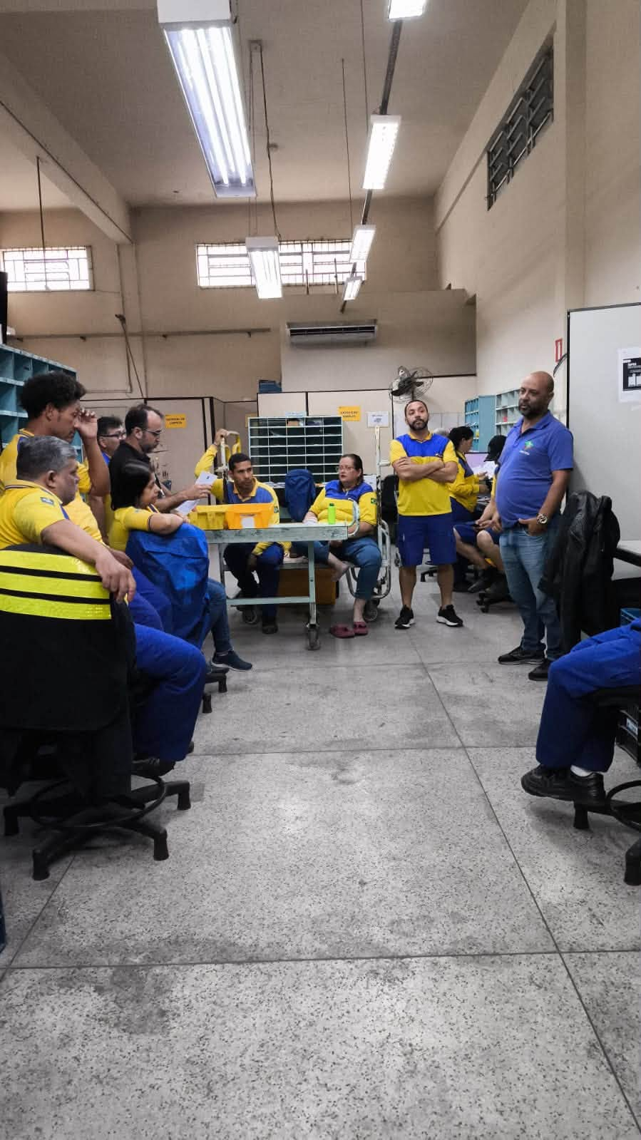 Reunião da diretoria do SINTECT-Santos com os trabalhadores do CDD Cubatão