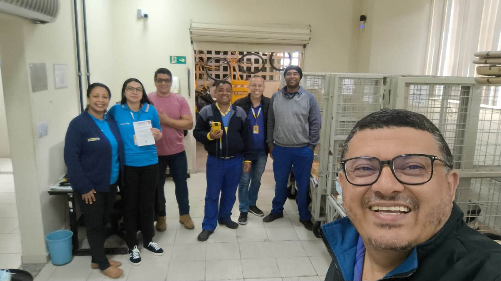 Reunião da diretoria do SINTECT-Santos com trabalhadores de uma unidade do Vale do Ribeira