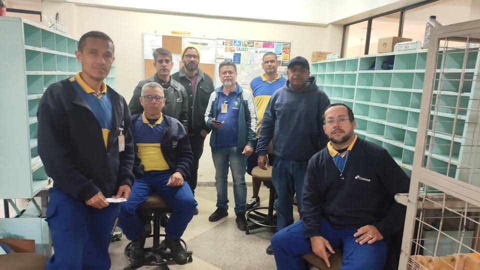 Registro da visita da diretoria do SINTECT-Santos a uma unidade do Vale do Ribeira