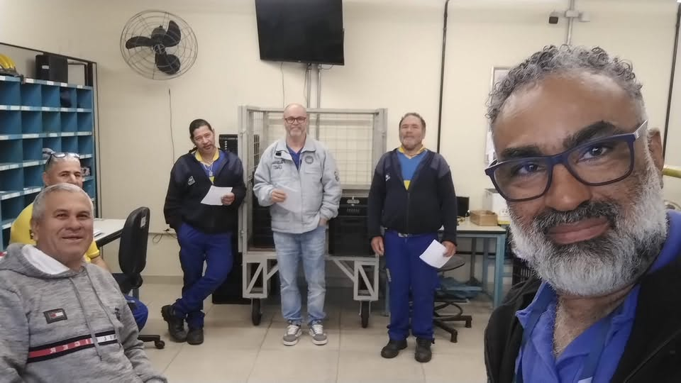 Momento da reunião da diretoria com os trabalhadores de uma unidade do Vale do Ribeira